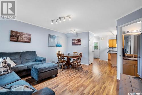 702 715 Hart Road, Saskatoon, SK - Indoor Photo Showing Living Room