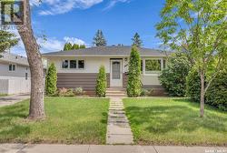 2405 Munroe AVENUE S  Saskatoon, SK S7J 1S6