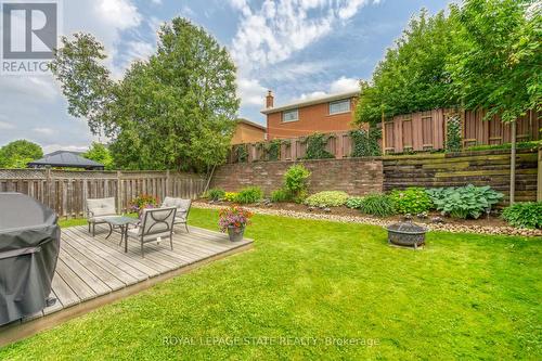 117 Adis Avenue, Hamilton, ON - Outdoor With Deck Patio Veranda