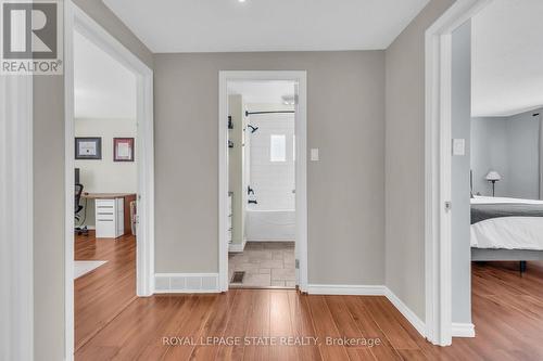 117 Adis Avenue, Hamilton, ON - Indoor Photo Showing Other Room