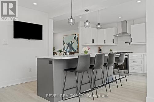 5 Elderwood Drive, St. Catharines, ON - Indoor Photo Showing Kitchen With Upgraded Kitchen