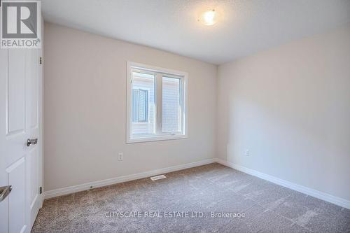 228 Newman Drive, Cambridge, ON - Indoor Photo Showing Bathroom