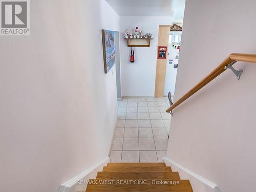 7267 Hermitage Road, Mississauga, ON - Indoor Photo Showing Other Room