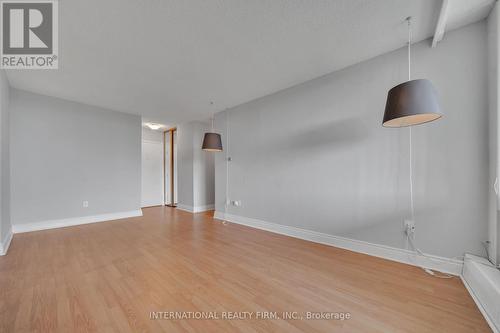 805 - 1615 Bloor Street, Mississauga, ON - Indoor Photo Showing Other Room