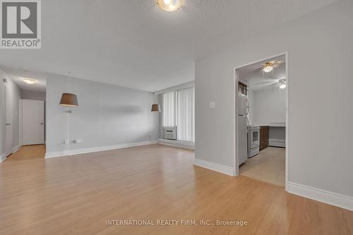 805 - 1615 Bloor Street, Mississauga, ON - Indoor Photo Showing Other Room