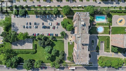 805 - 1615 Bloor Street, Mississauga, ON - Outdoor With View