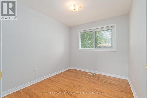 2 Raylawn Crescent, Halton Hills, ON - Indoor Photo Showing Other Room