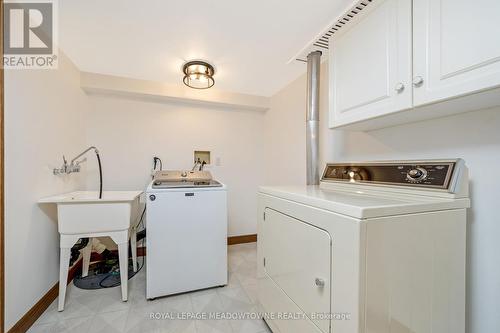 71 Bronte Street S, Milton, ON - Indoor Photo Showing Laundry Room