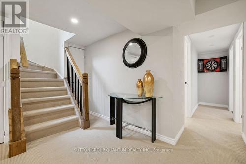 208 Glen Oak Drive, Oakville, ON - Indoor Photo Showing Other Room