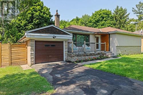 208 Glen Oak Drive, Oakville, ON - Outdoor