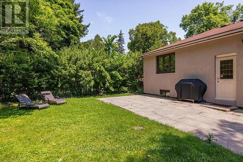 208 Glen Oak Drive, Oakville, ON - Outdoor