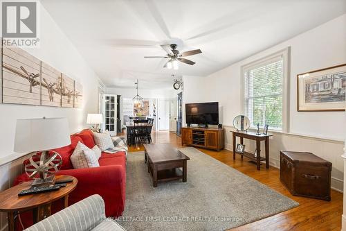 311 Tollendal Mill Road, Barrie (South Shore), ON - Indoor Photo Showing Living Room