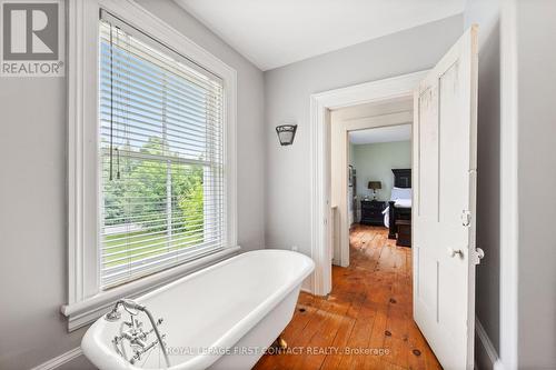 311 Tollendal Mill Road, Barrie, ON - Indoor Photo Showing Bathroom