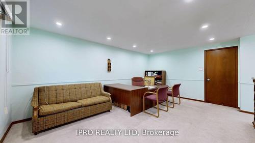 32 Dafoe Crescent, Brampton, ON - Indoor Photo Showing Other Room