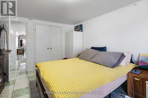 4179 Dursley Crescent, Mississauga, ON - Indoor Photo Showing Bedroom