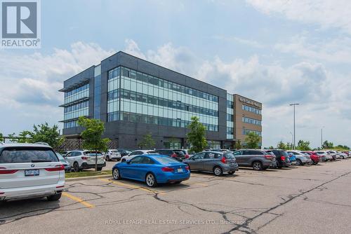 218 - 3075 Hospital Gate, Oakville, ON 