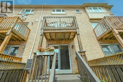 7102 Chatham Court, Mississauga, ON - Outdoor With Deck Patio Veranda With Exterior