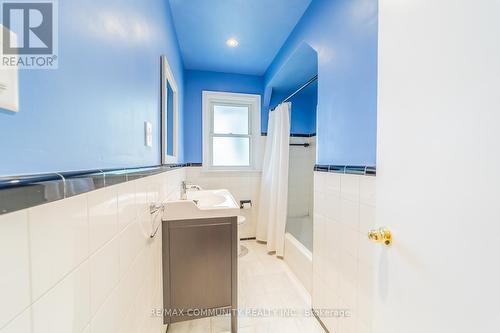 21 Willowhurst Crescent, Toronto, ON - Indoor Photo Showing Bathroom