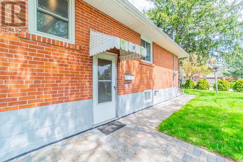 21 Willowhurst Crescent, Toronto, ON - Outdoor With Exterior