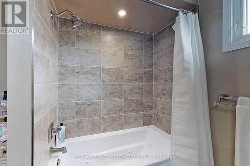65 Clayton Crescent, Clarington, ON - Indoor Photo Showing Bathroom