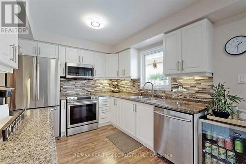 65 Clayton Crescent, Clarington, ON - Indoor Photo Showing Kitchen With Double Sink With Upgraded Kitchen