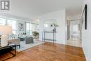 620 - 51 Baffin Court, Richmond Hill, ON  - Indoor Photo Showing Living Room 