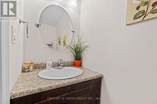 60 - 1020 Parkhill Road W, Peterborough, ON - Indoor Photo Showing Bathroom