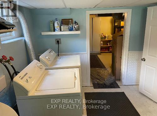 112 Palmer Road, Belleville, ON - Indoor Photo Showing Laundry Room