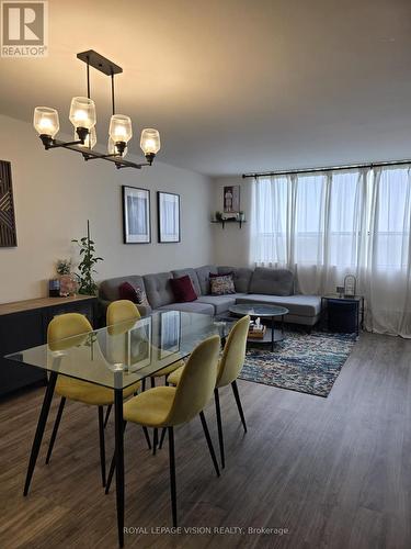 708 - 45 Sunrise Avenue, Toronto, ON - Indoor Photo Showing Dining Room