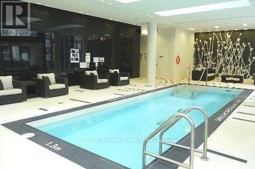 Ph-402 - 770 Bay Street, Toronto, ON -  Photo Showing Other Room With In Ground Pool