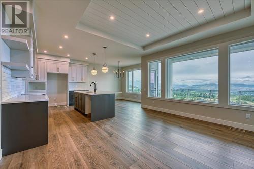 177 Whistler Place, Vernon, BC - Indoor Photo Showing Kitchen