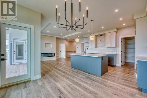 177 Whistler Place, Vernon, BC - Indoor Photo Showing Kitchen With Upgraded Kitchen