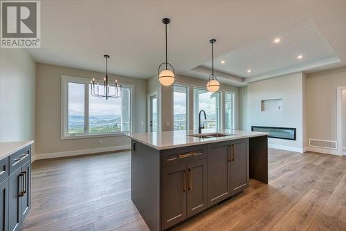 177 Whistler Place, Vernon, BC - Indoor Photo Showing Kitchen With Double Sink