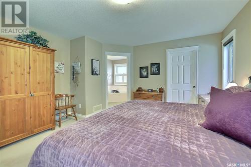 1543 Lakeridge Drive N, Regina, SK - Indoor Photo Showing Bedroom