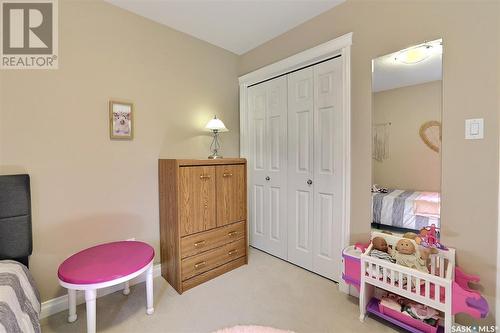 1543 Lakeridge Drive N, Regina, SK - Indoor Photo Showing Bedroom