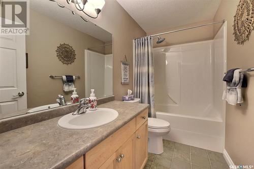 1543 Lakeridge Drive N, Regina, SK - Indoor Photo Showing Bathroom