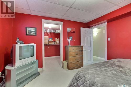 1543 Lakeridge Drive N, Regina, SK - Indoor Photo Showing Bedroom