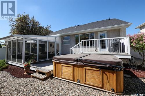 1543 Lakeridge Drive N, Regina, SK - Outdoor With Exterior