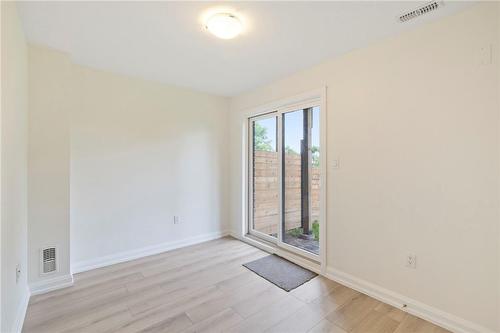 1169 Garner Road E|Unit #29, Ancaster, ON - Indoor Photo Showing Other Room