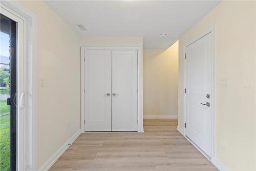 1169 Garner Road E|Unit #29, Ancaster, ON - Indoor Photo Showing Other Room