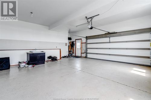 14004 County Rd 15, Essex, ON - Indoor Photo Showing Garage