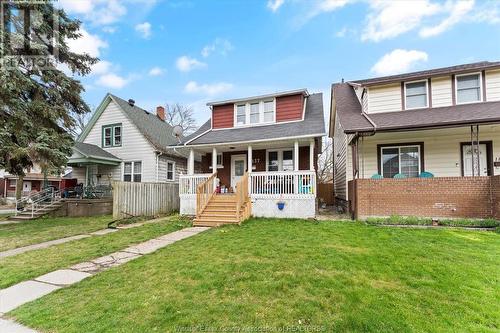 1137 Bruce, Windsor, ON - Outdoor With Deck Patio Veranda With Facade