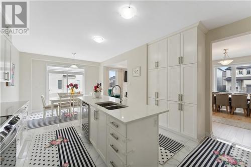 609 Paine Avenue, Ottawa, ON - Indoor Photo Showing Kitchen With Double Sink