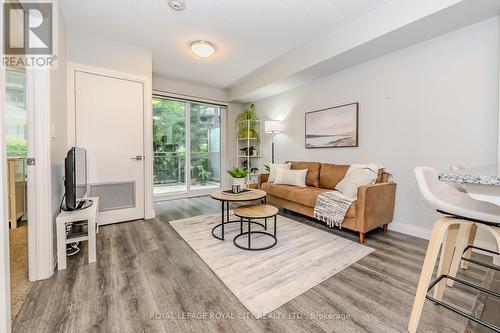 201 - 53 Arthur Street S, Guelph, ON - Indoor Photo Showing Living Room