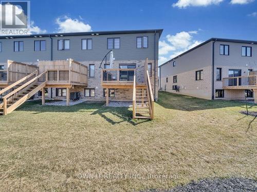 13 Shedrow Place, Kitchener, ON - Outdoor