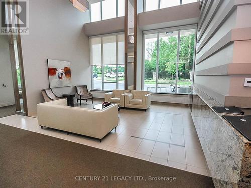 808 - 3525 Kariya Drive, Mississauga, ON - Indoor