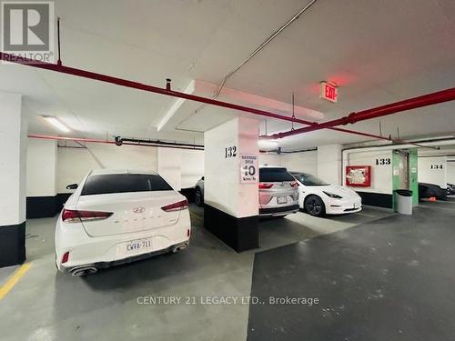 808 - 3525 Kariya Drive, Mississauga, ON - Indoor Photo Showing Garage