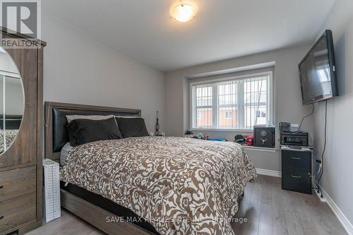 212 Waterbrook Lane, Kitchener, ON - Indoor Photo Showing Bedroom