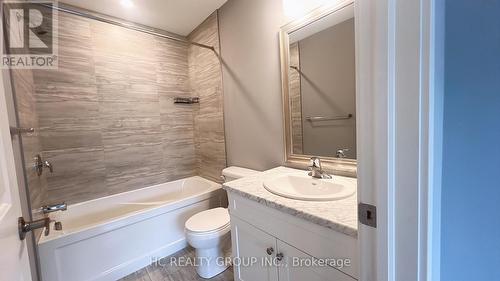 60 - 1960 Dalmagarry Road, London, ON - Indoor Photo Showing Bathroom