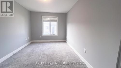 60 - 1960 Dalmagarry Road, London, ON - Indoor Photo Showing Other Room